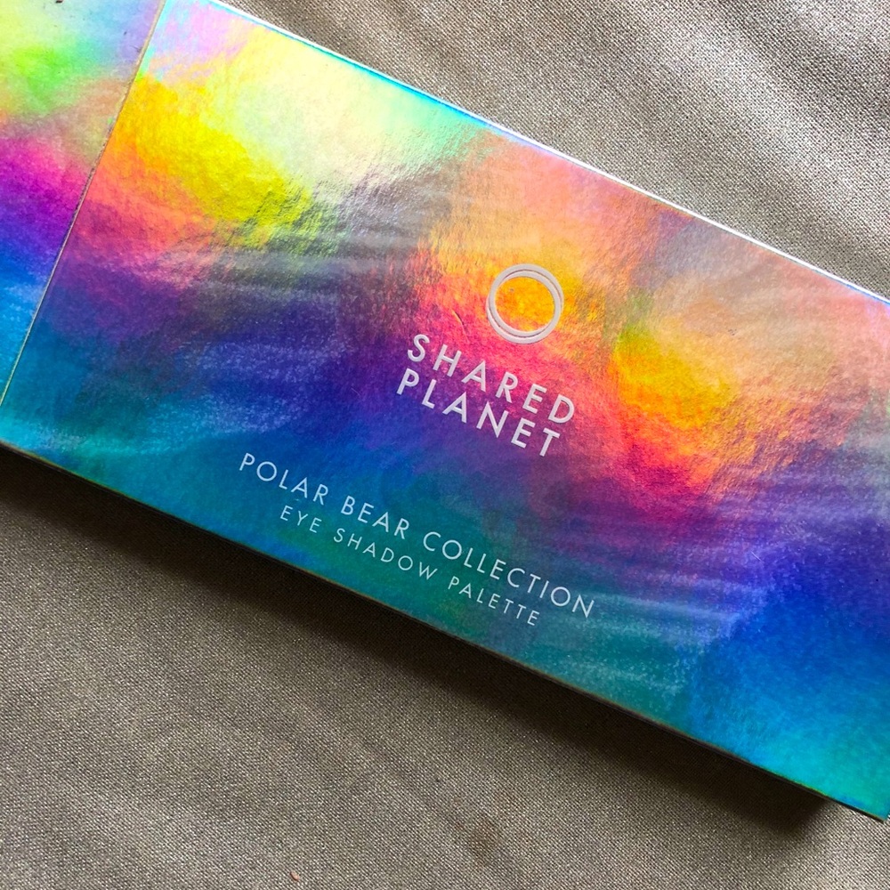 Shared Planet Eyeshadow palette
